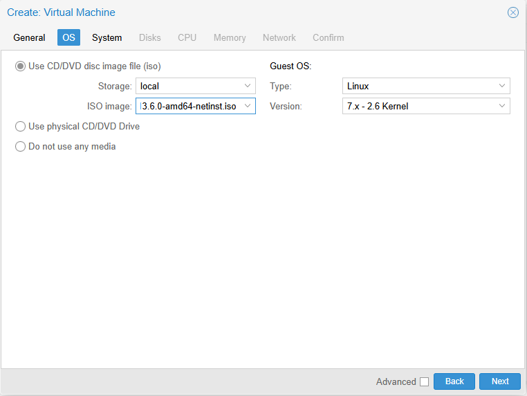 Onglet OS : l'ISO Debian choisie dans le stockage local